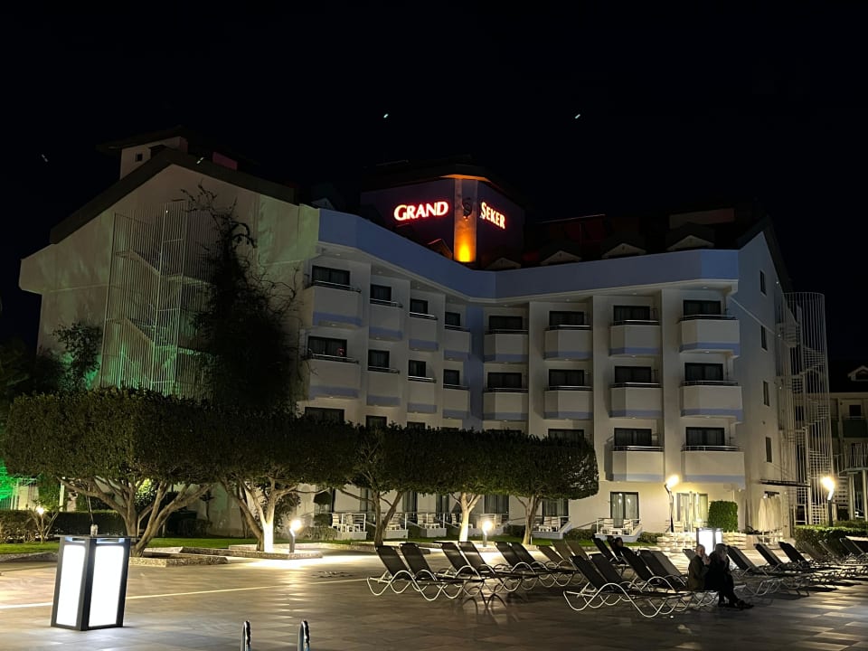 Außenansicht Grand Seker Hotel