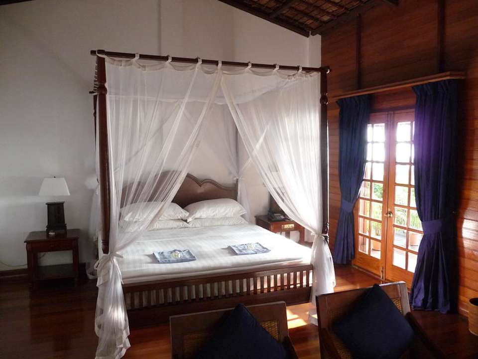 Room 101 Hotel Palm Beach Resort