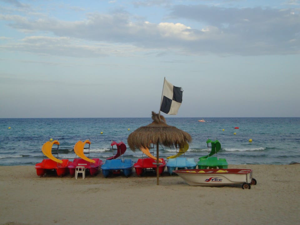 Strand R2 Veronica Beach Hotel