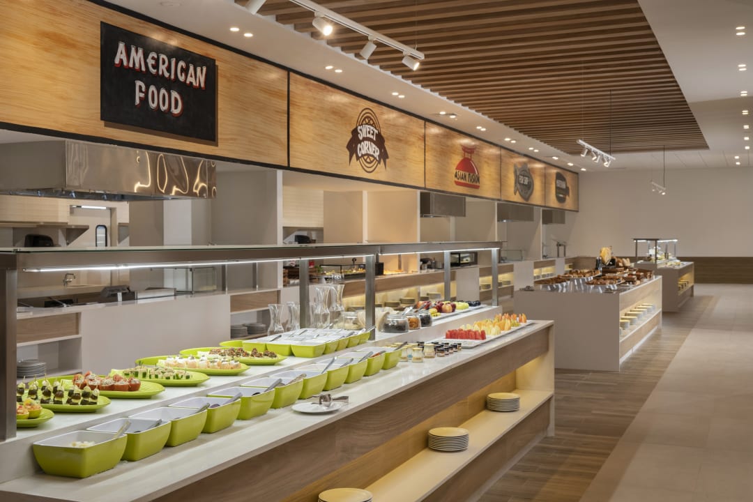 Gastro Serenade All Suites - Adults Only Resort