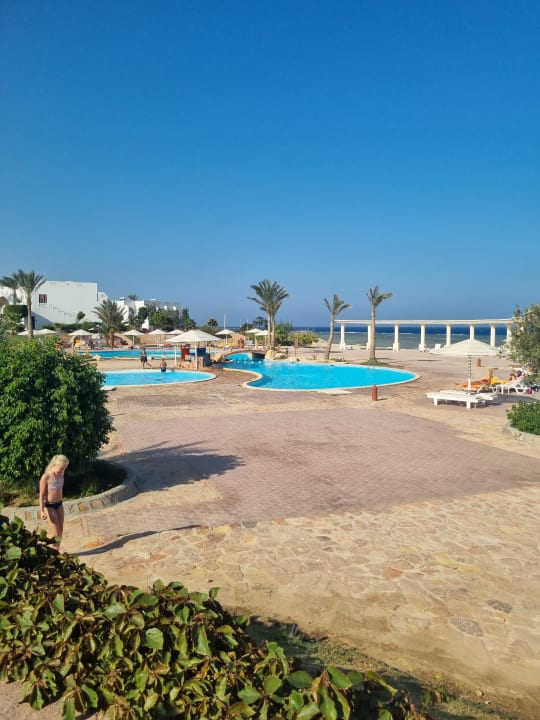 Pool Three Corners Equinox Beach Resort