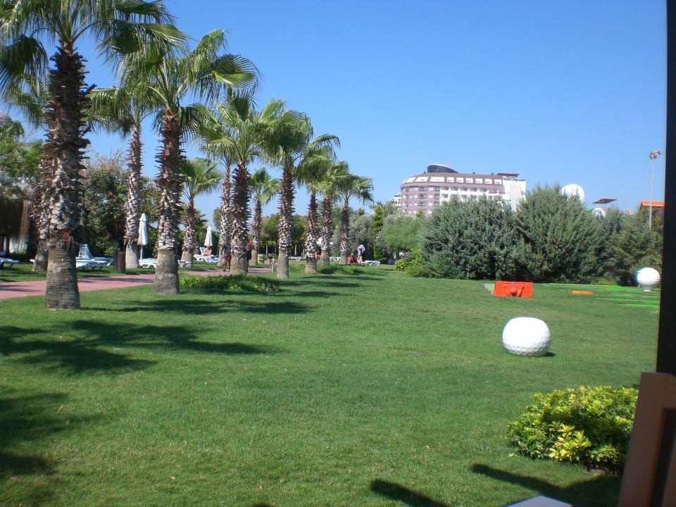 Blick vom Strandrestaurant Richtung Hotel Saturn Palace Resort Hotel