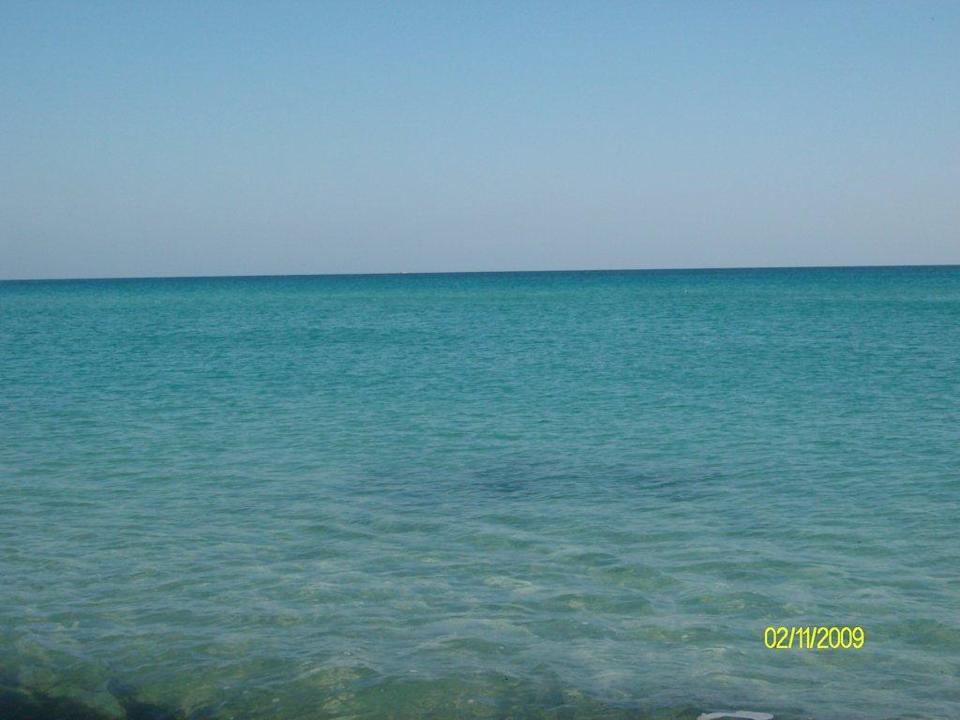 Das schöne saubere Meer El Mehdi Beach Resort