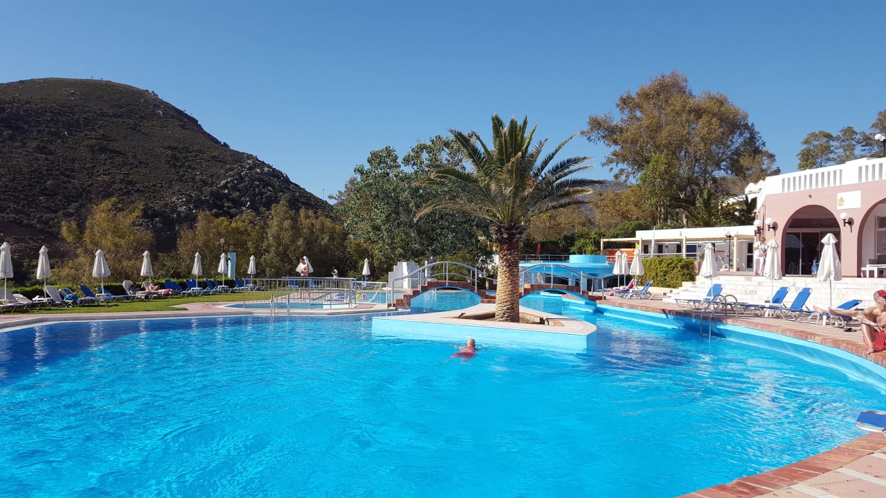 Piscine Fodele Beach & Water Park Holiday Resort