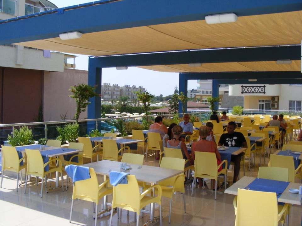 Restaurant Außenbereich Solivia Hotel