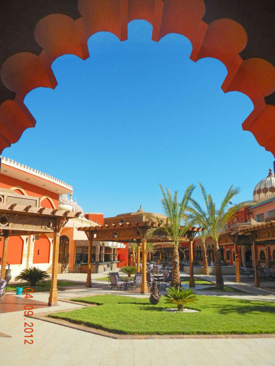 Blick auf die Restaurants Pickalbatros Alf Leila Wa Leila Resort - Neverland Hurghada