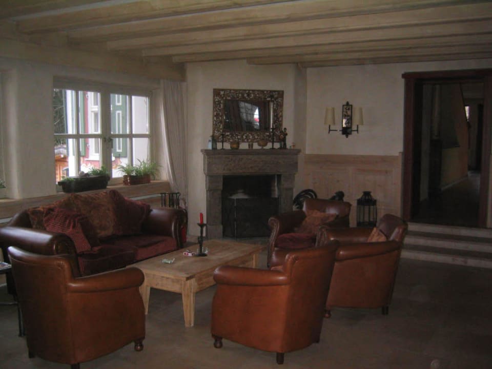 Eingangsbereich / offener Kamin Wellnesshotel Urihof