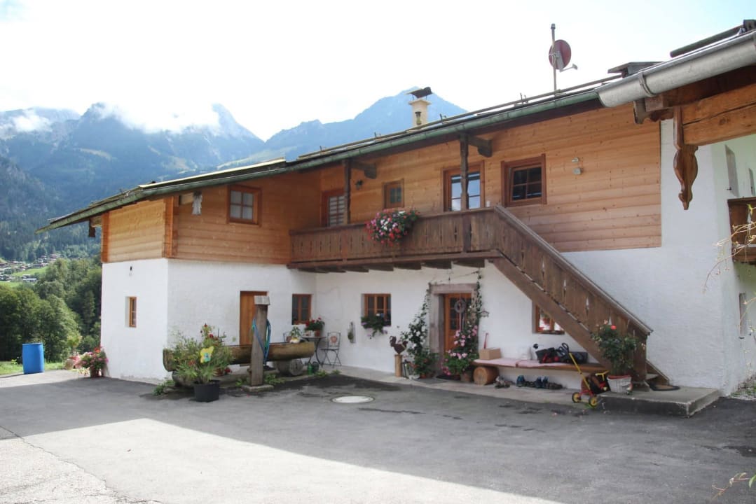 Innenhof mit Parkmöglichkeit Ferienwohnung Hafnerlehen