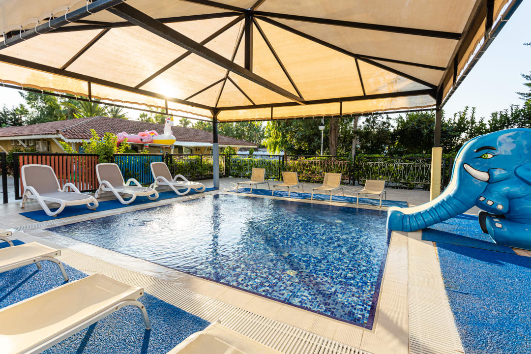 Pool Club Hotel Phaselis Rose