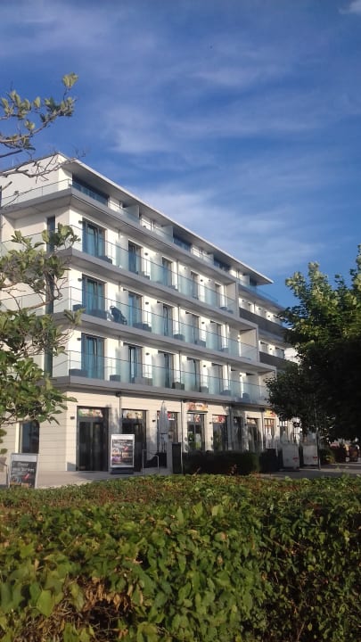 Außenansicht SEETELHOTEL Kaiserstrand Beachhotel