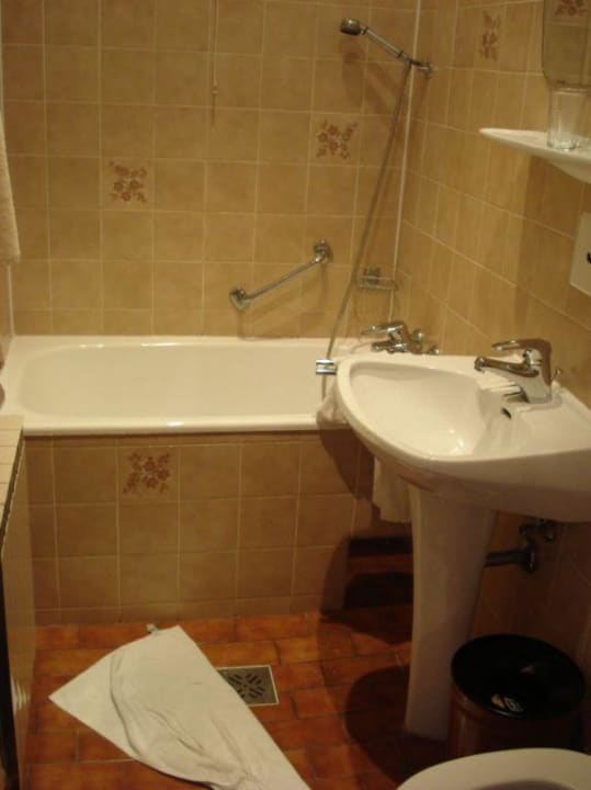 kleines Badezimmer Hotel Admiral
