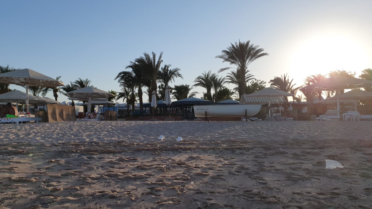 Strand Menaville Safaga