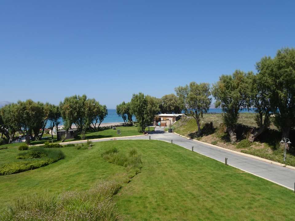 Zimmer Neptune Luxury Resort