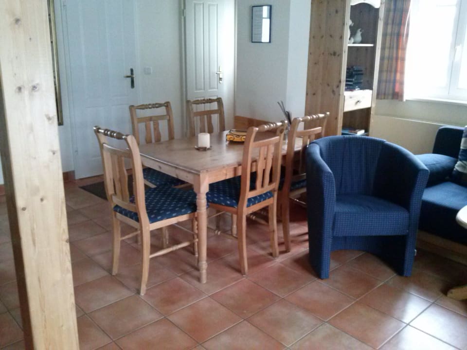 Esstisch und Sitzgruppe Ferienresort Seepferdchen