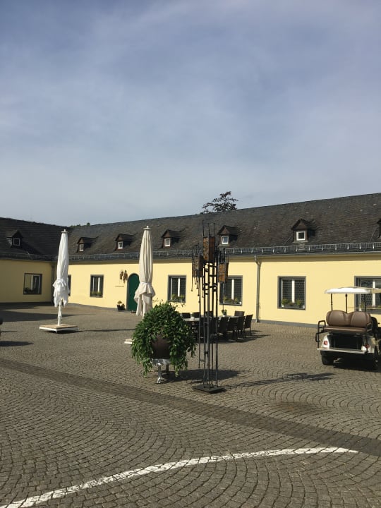 Außenansicht Hotel Klostergut Jakobsberg