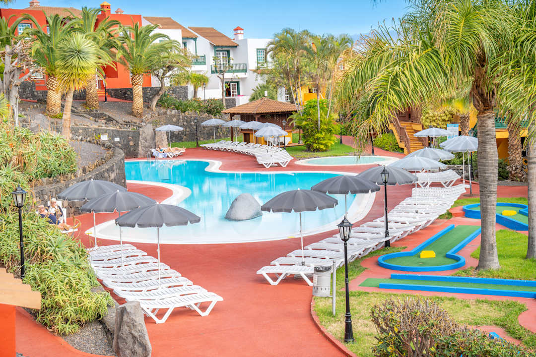 Pool Apartamentos Oasis San Antonio