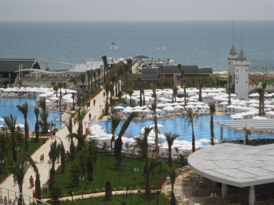 Zwembaden en zee Hotel Delphin Imperial
