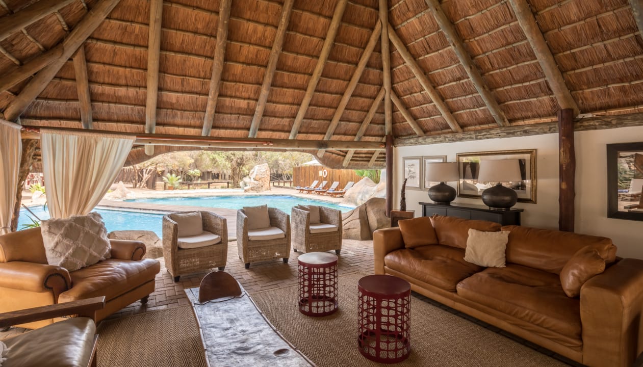 Pool Shiduli Private Game Lodge