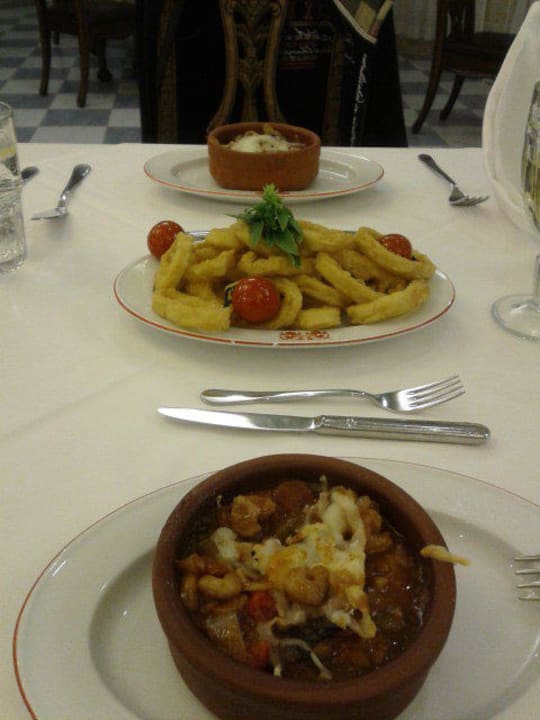 Vorspeise im Fischrestraunt Botanik Hotel & Resort