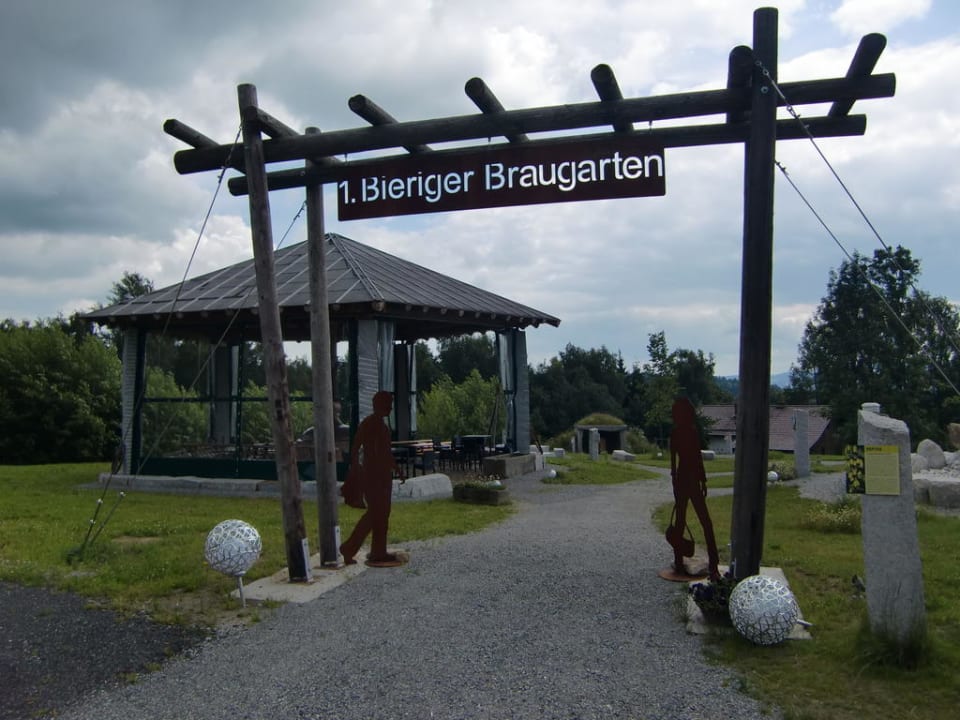 Biergarten 1. Bier & Wohlfühlhotel Gut Riedelsbach