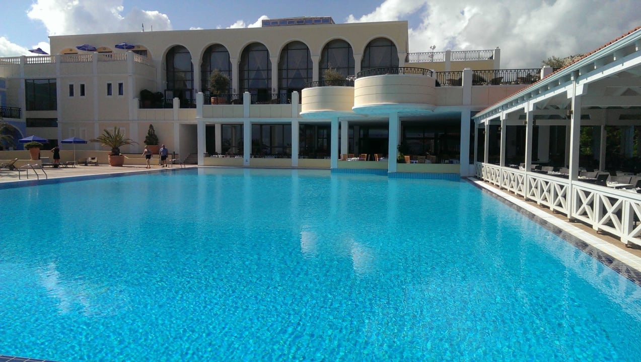 Von der Poolbar aus Porto Bello Royal