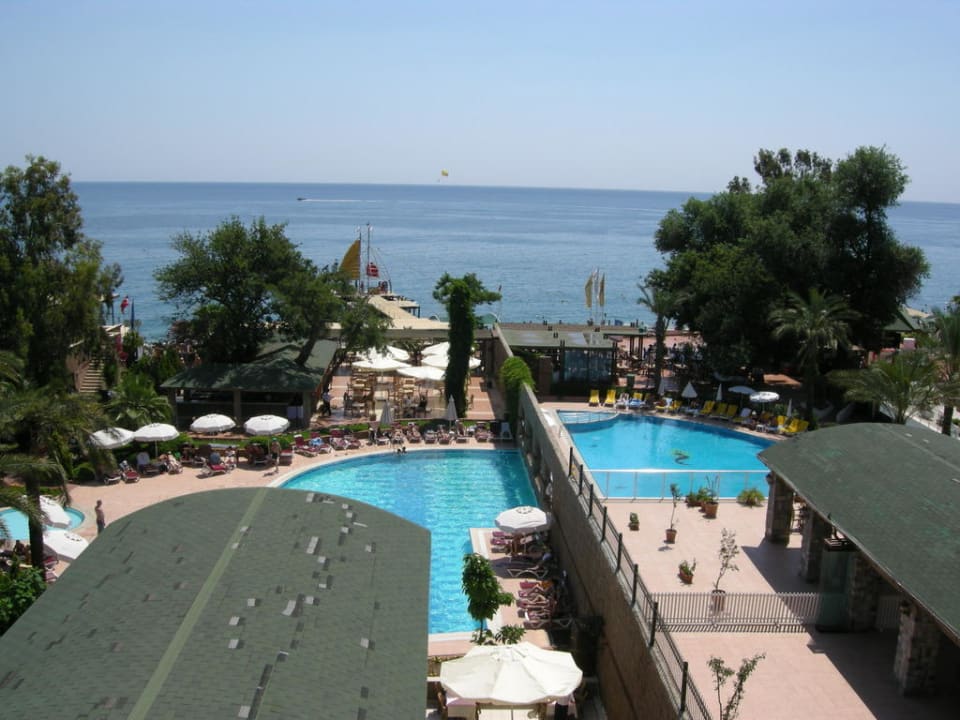 Vom Zimmer Armas Gül Beach