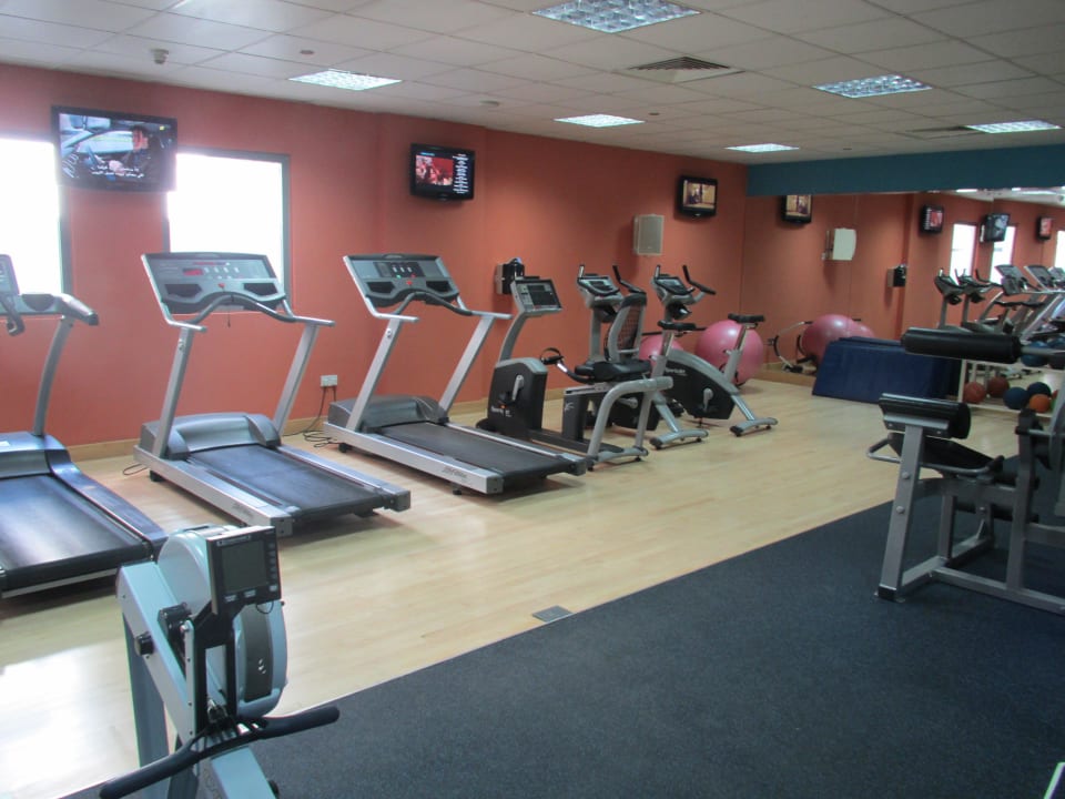 Fitnessraum, gut ausgestattet Rose Rayhaan by Rotana