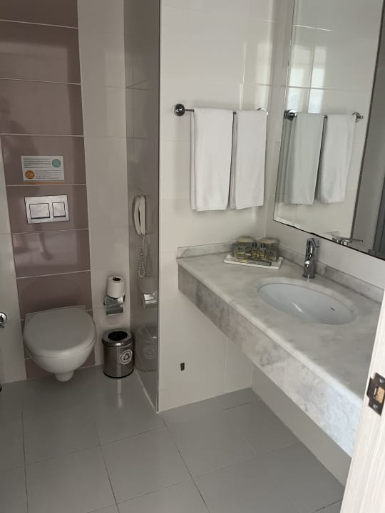 Zimmer Can Garden Resort