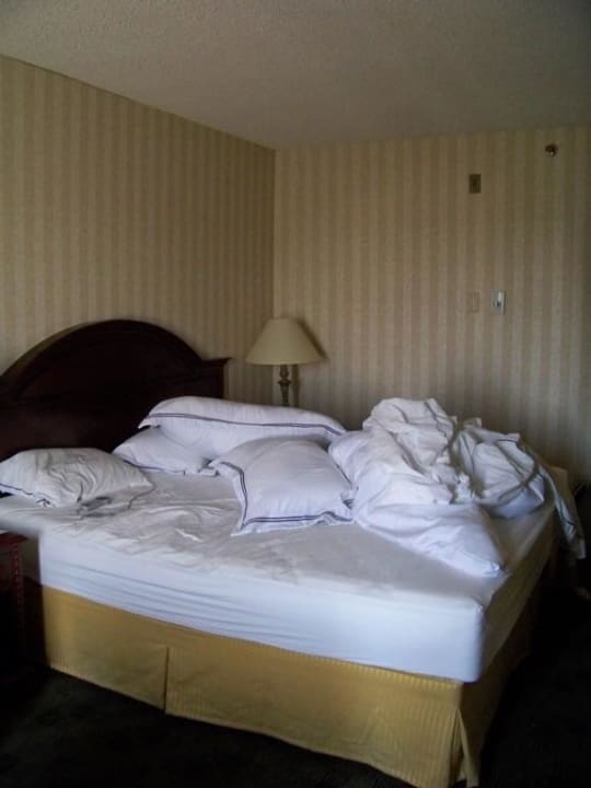 Zimmer DoubleTree Hotel by Hilton Fresno Convention Center