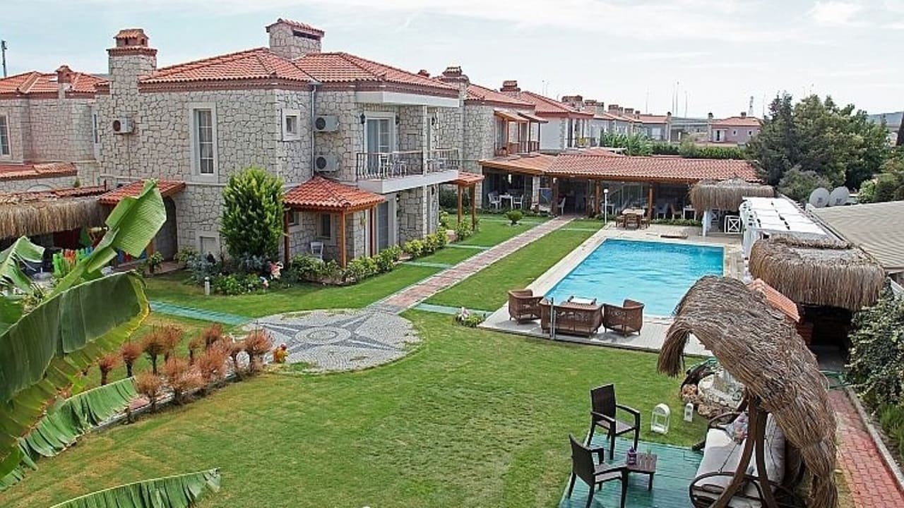 Gartenanlage Kemerlihan Deluxe Hotel