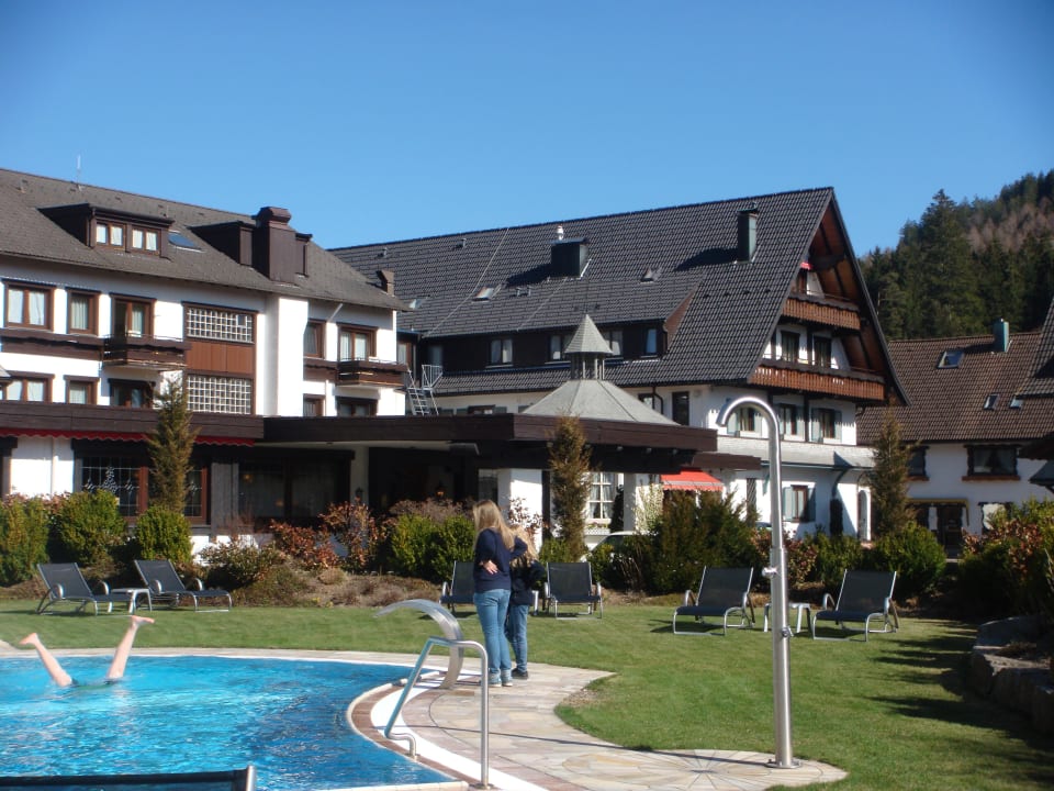 Aussenpool Hotel Engel Obertal