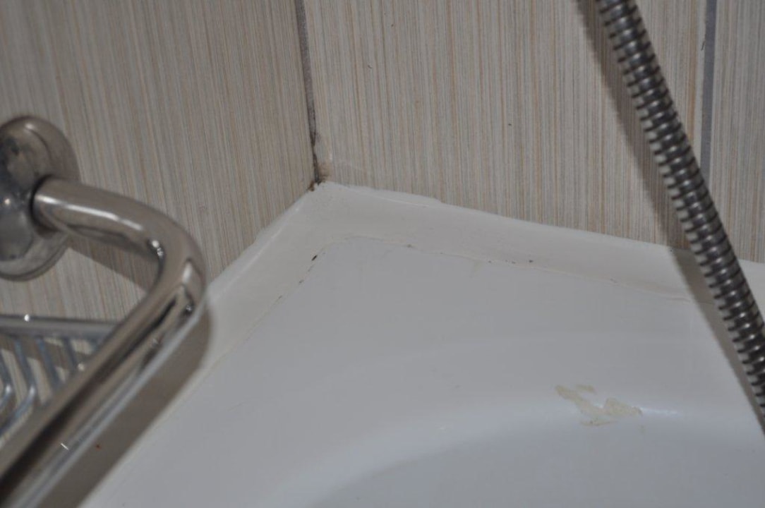 Schmutz und schimmel - soweit man sieht FUN&SUN Smart Hane Sun Hotel