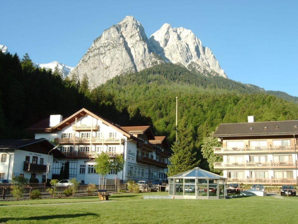 Nebenhaus Haus Werdenfels Berghotel Hammersbach Grainau Holidaycheck Bayern Deutschland