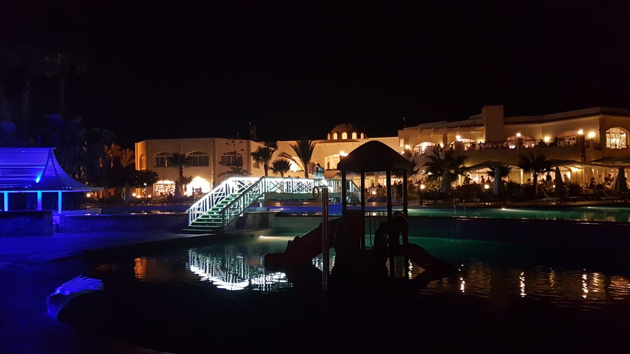 Pool Brayka Bay Resort