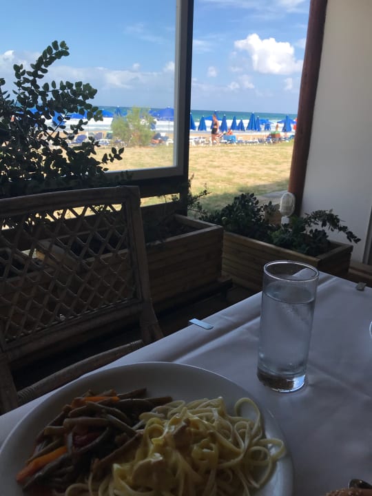 Gastro HARPIN Happy Days Beach Hotel