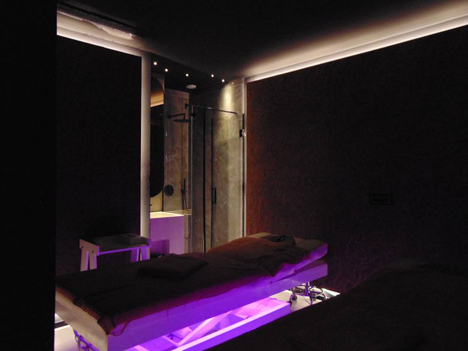 Sport & Freizeit Hotel Elisa Tirana, Affiliated by Meliá