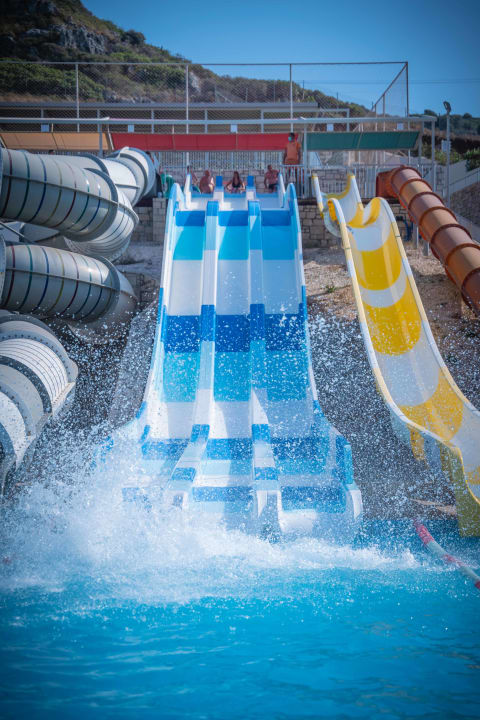 Pool Grand Hotel Holiday Resort