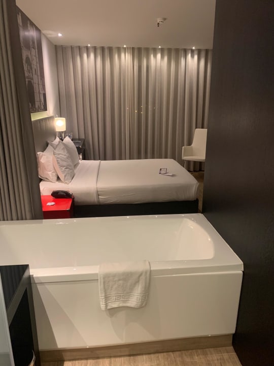Zimmer Meliá Lisboa Aeroporto
