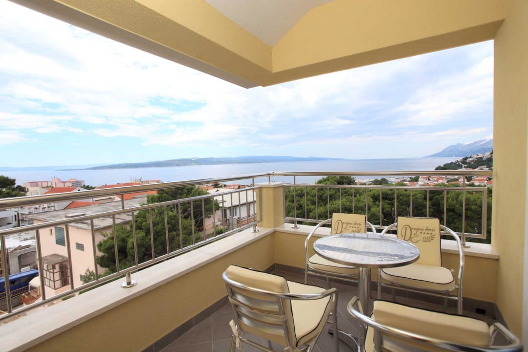 Sea view 4 Guesthouse Dorijini Dvori