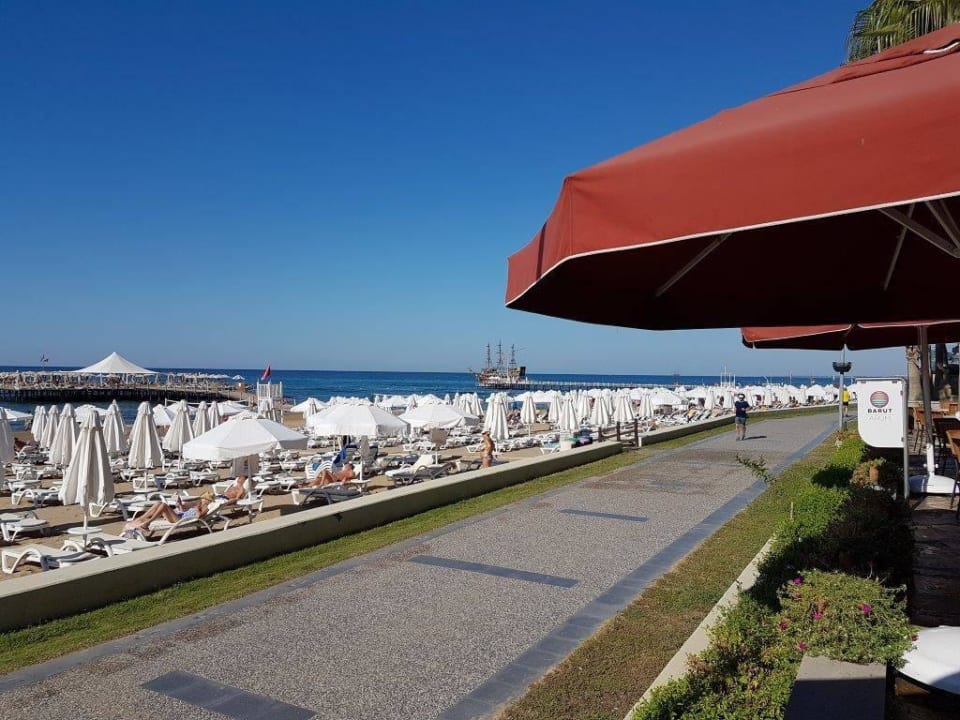 Strandpromenade Arum Barut Collection