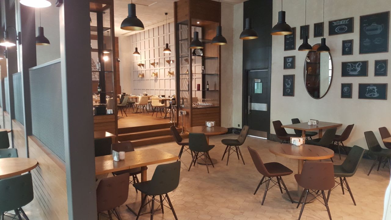 Gastro Acanthus Cennet Barut Collection