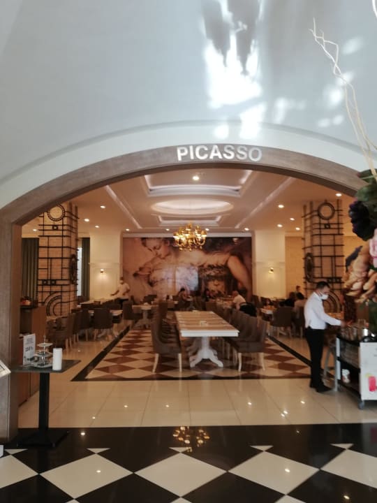 Gastro Hotel Delphin Imperial