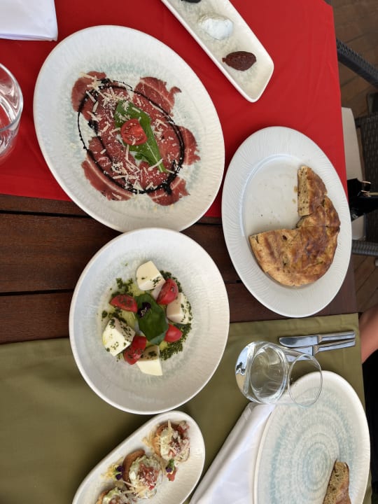 Gastro Xanadu Resort Hotel