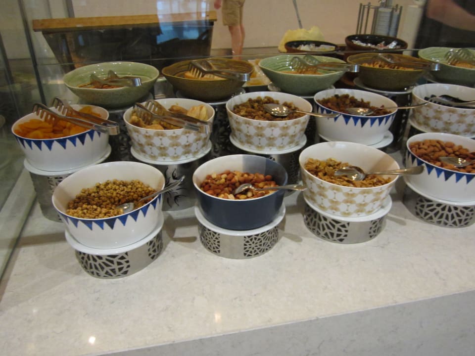 Gastro Acanthus Cennet Barut Collection