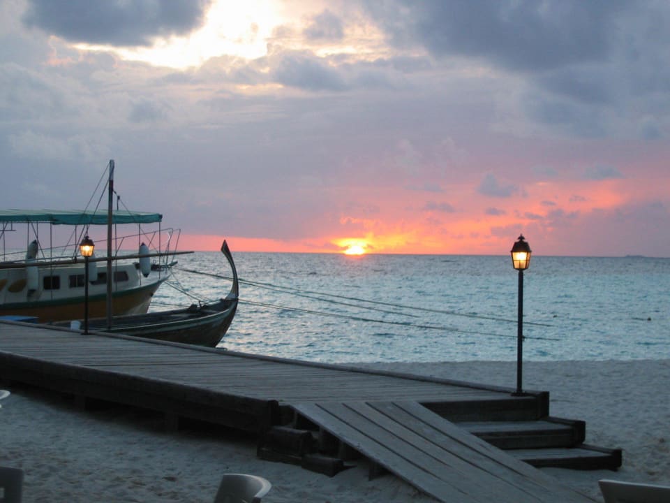 Abendstimmung Embudu Village