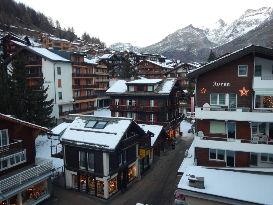 Blick vom Balkon Hotel du Glacier – The Dom Collection