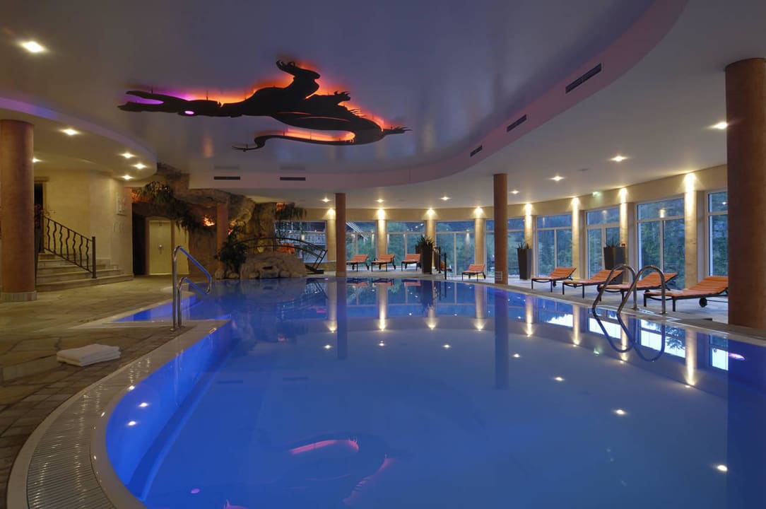 Quellwasserpool Hotel Feuriger Tatzlwurm