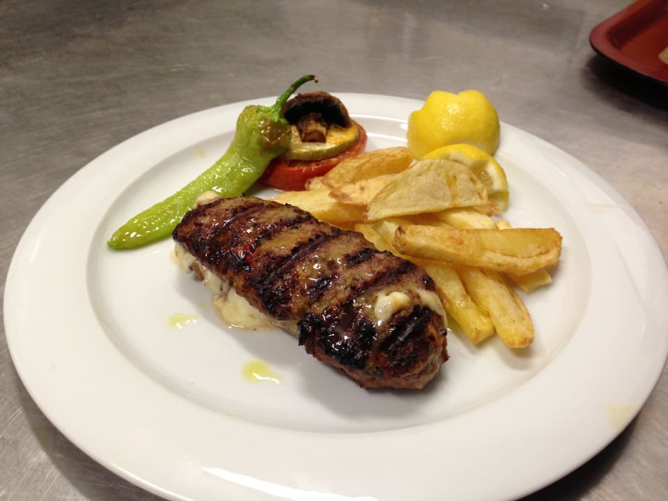 Restaurant Vournelis Beach