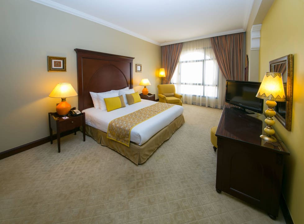 Bedroom Hotel Mercure Grand Seef