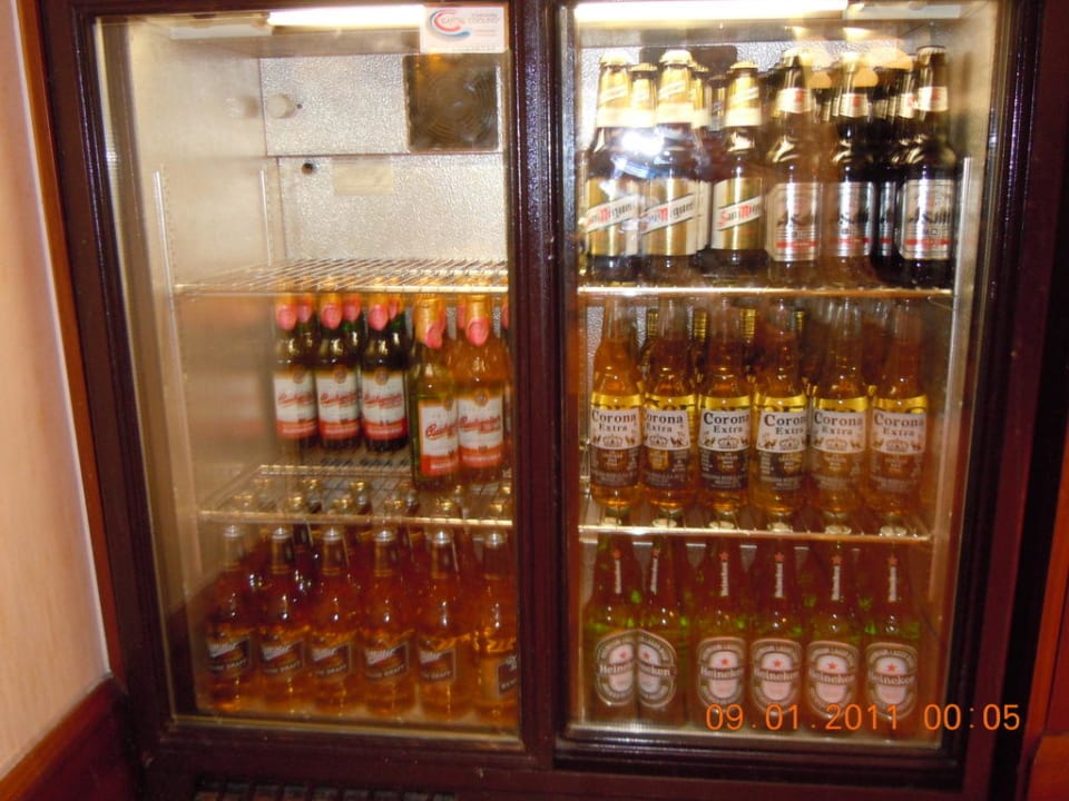 Getränkeangebot in der Executive Lounge Hotel Crowne Plaza London - The City